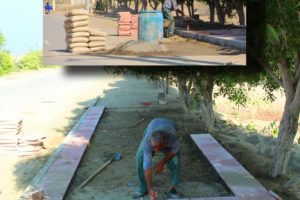 عملیات سنگفرش بخش‌هایی از دهکده گردشگری پارک ساحلی شهر سیریک